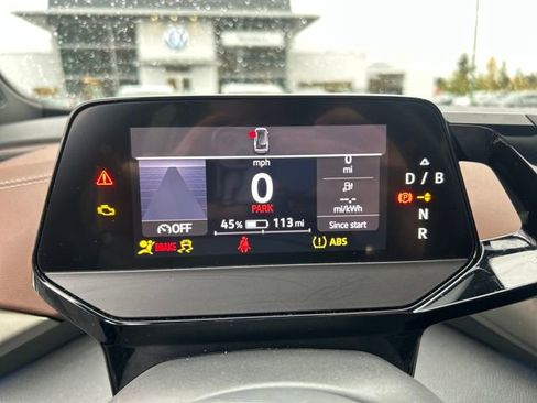Used 2023 Volkswagen ID.4 Pro image 21