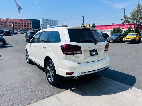 Used 2017 Dodge Journey Crossroad AWD/4WD image 5