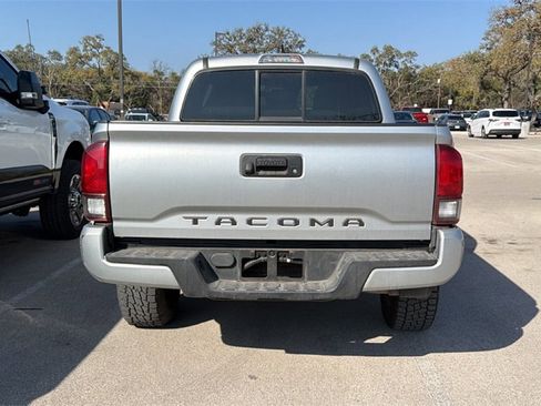 Used 2022 Toyota Tacoma SR w/ SR Convenience Package image 7