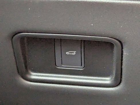 Used 2024 Land Rover Range Rover Sport Dynamic SE image 31