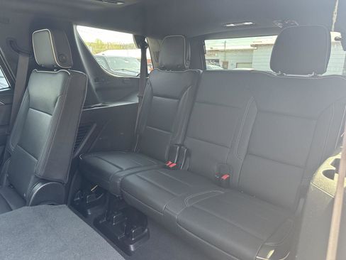Used 2023 GMC Yukon SLT image 14