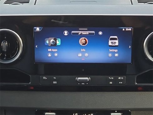 New 2025 Mercedes-Benz Sprinter 2500 image 18