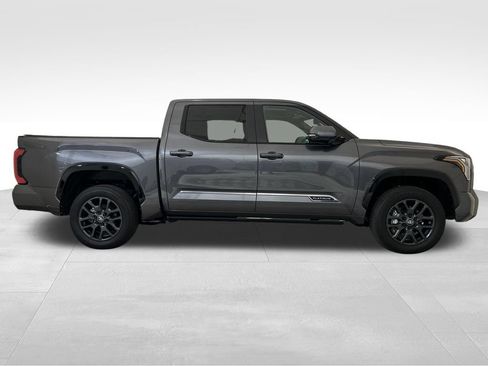Used 2025 Toyota Tundra Platinum AWD/4WD image 7