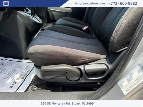 Used 2012 MAZDA MAZDA2 Sport FWD image 11