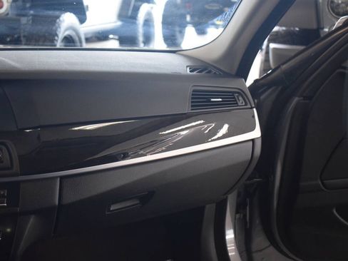 Used 2012 BMW 528i Sedan RWD image 47