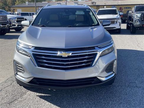 Used 2023 Chevrolet Equinox Premier image 10