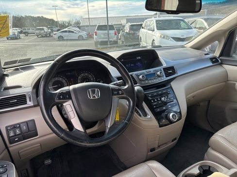 Used 2011 Honda Odyssey EX-L image 18
