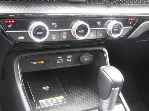 Used 2024 Honda CR-V Sport Touring image 20