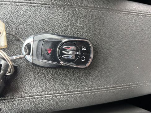 Used 2025 Buick Encore GX Preferred FWD image 21