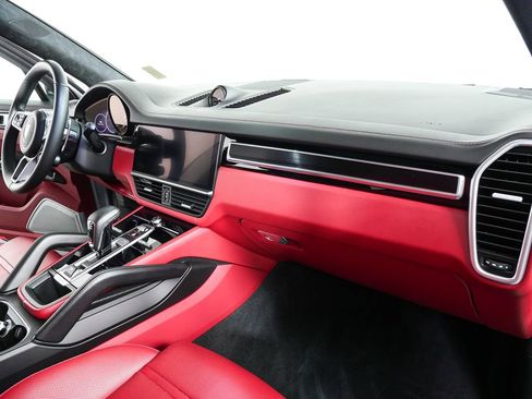 Certified 2021 Porsche Cayenne GTS image 28
