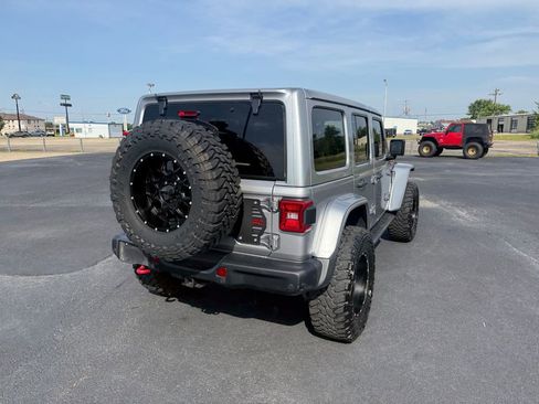 Used 2018 Jeep Wrangler Unlimited Rubicon AWD/4WD image 39