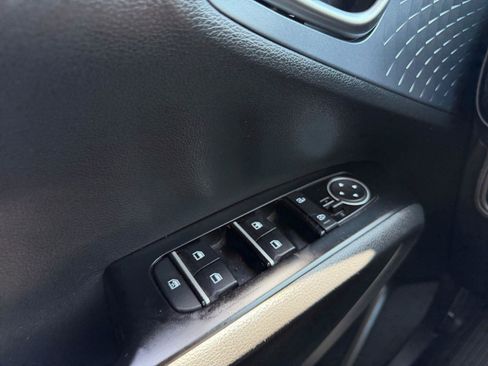 Used 2023 Kia Soul EX FWD image 24