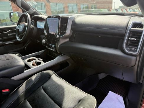 Used 2022 RAM 1500 Laramie w/ Sport Appearance Package AWD/4WD image 3