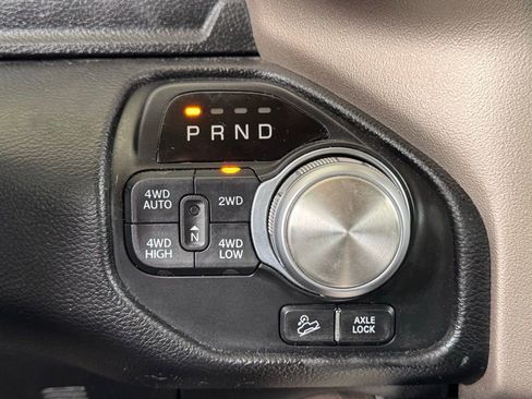 Used 2020 RAM 1500 Laramie AWD/4WD image 7