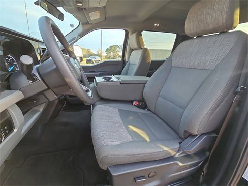 Used 2025 Ford F250 XLT image 13
