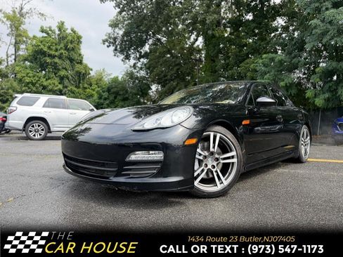 Used 2013 Porsche Panamera RWD image 2