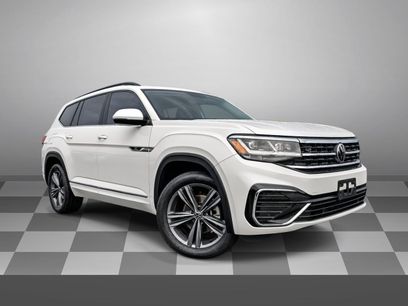 Used 2021 Volkswagen Atlas SE w/ Panoramic Sunroof Package