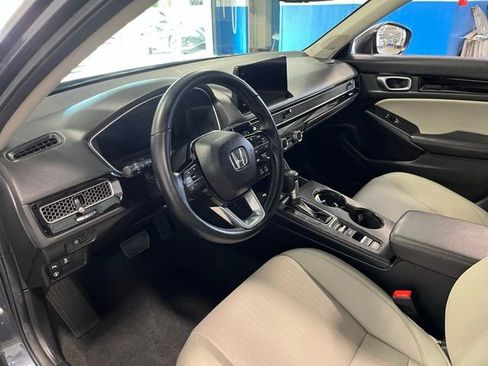 Used 2023 Honda Civic Touring image 22