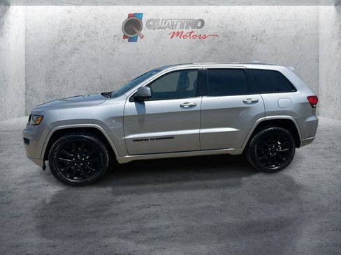 Used 2019 Jeep Grand Cherokee Altitude AWD/4WD image 2