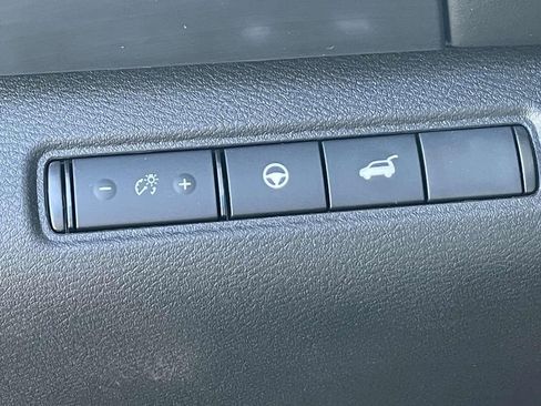 Used 2024 Nissan Pathfinder SL w/ SL Premium Package image 20