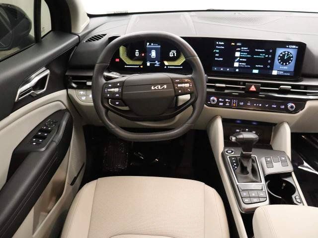 Used 2026 Kia Sportage EX FWD image 35