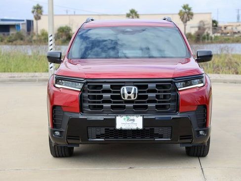 New 2026 Honda Pilot Sport image 2