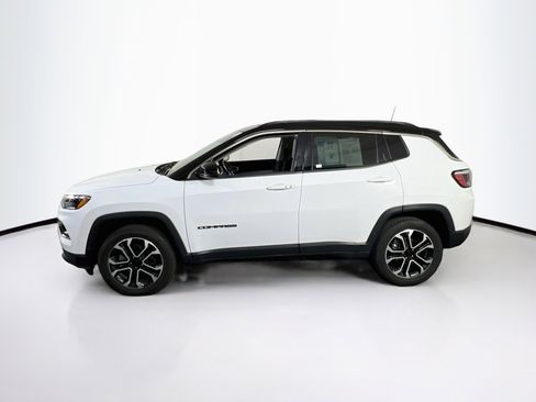 Used 2022 Jeep Compass Limited w/ Sun and Sound Group AWD/4WD image 8