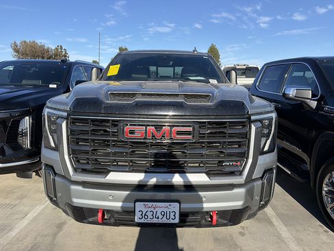 Used 2024 GMC Sierra 2500 AT4 w/ AT4 Premium Plus Package AWD/4WD image 1