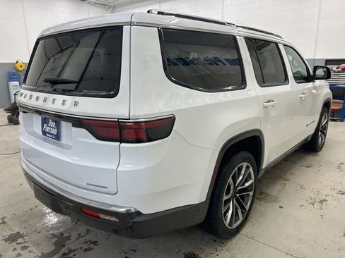 Used 2022 Jeep Wagoneer Series III w/ Premium Group I image 4