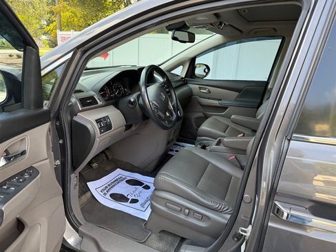 Used 2014 Honda Odyssey EX-L image 12