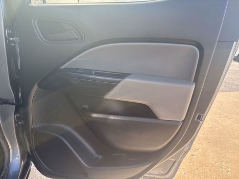 Used 2022 Chevrolet Colorado W/T image 28
