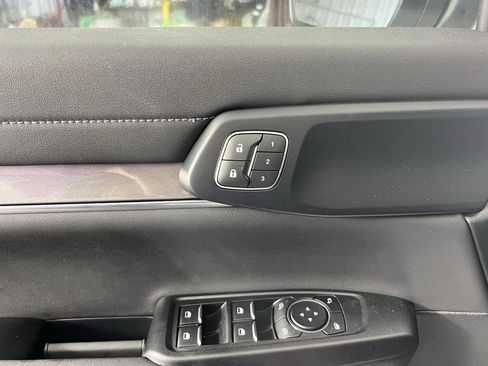 Used 2024 Ford Ranger Lariat w/ FX4 Off-Road Package image 17