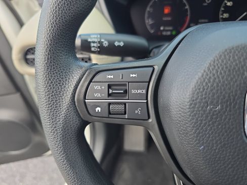 Certified 2023 Honda HR-V LX image 21