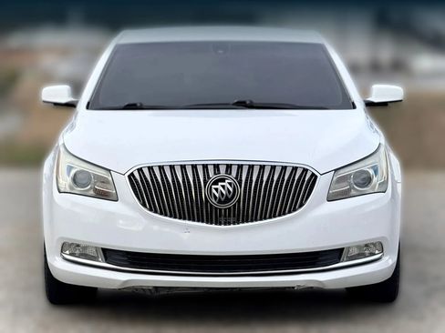 Used 2015 Buick LaCrosse Leather image 5