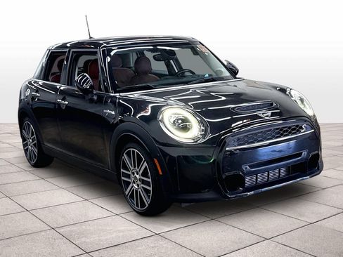 Used 2024 MINI Cooper S FWD image 2