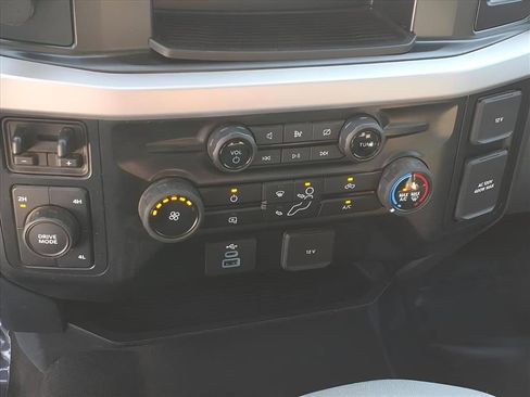 Used 2024 Ford F250 XLT image 18