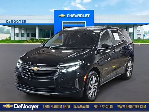 Used 2024 Chevrolet Equinox LT w/ LPO, Floor Liner Package image 1