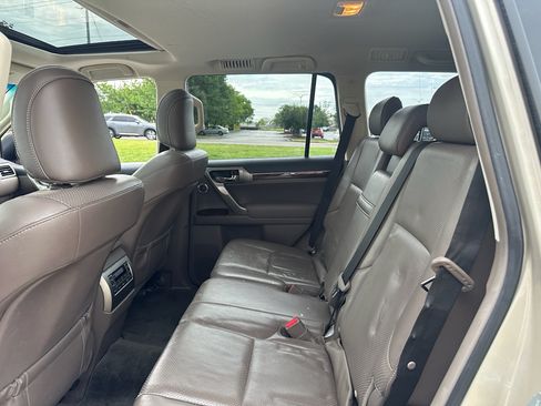 Used 2011 Lexus GX 460 Premium AWD/4WD image 20