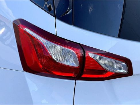 Used 2019 Chevrolet Equinox LT image 29