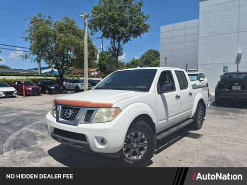 Used 2015 Nissan Frontier Desert Runner RWD image 1