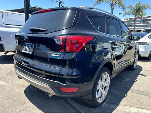Used 2019 Ford Escape Titanium FWD image 6