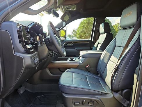 New 2025 Chevrolet Silverado 2500 High Country w/ Technology Package image 10