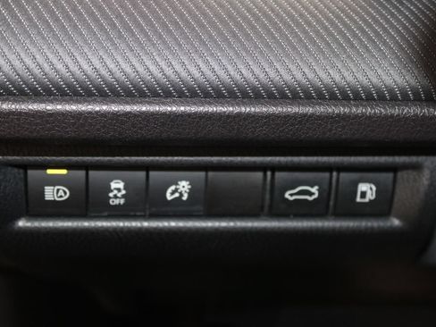 Used 2025 Toyota Camry SE FWD image 46
