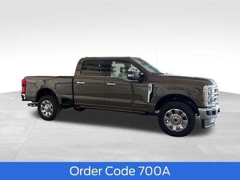 New 2026 Ford F250 King Ranch w/ Chrome Package AWD/4WD image 8