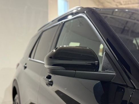 Used 2023 Ford Explorer ST w/ Equipment Group 401A image 12