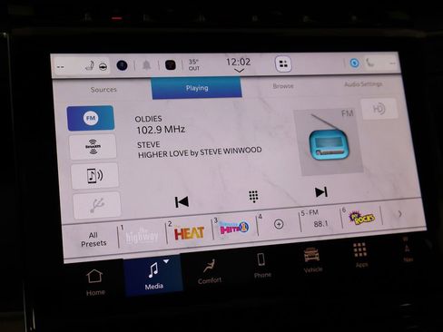 New 2025 Jeep Grand Cherokee L Limited image 32