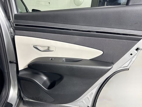 Used 2023 Hyundai Tucson SEL w/ Convenience Package image 28