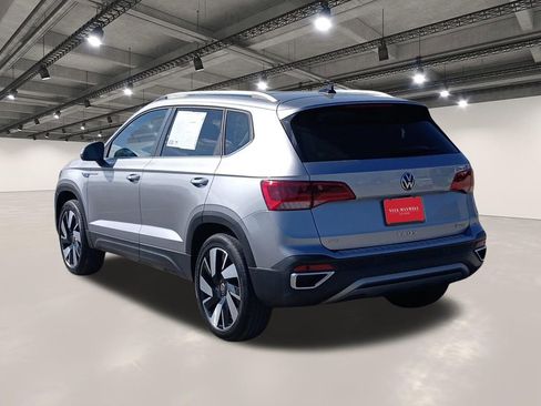 Used 2024 Volkswagen Taos SEL AWD/4WD image 14