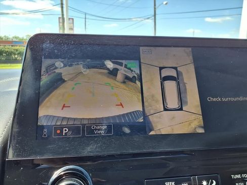 Used 2023 Nissan Armada Platinum w/ Captain's Chairs Package image 12