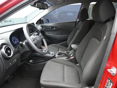 Used 2022 Hyundai Kona SEL w/ Cargo Package FWD image 7